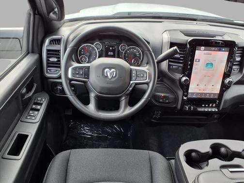 2026 RAM 3500 Tradesman Crew Cab 4x4 8' Box