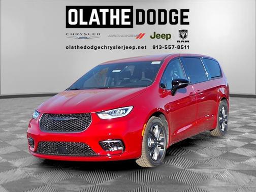 2026 Chrysler Pacifica L