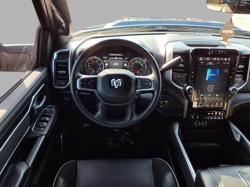 2024 RAM 3500 Laramie Crew Cab 4x4 6'4' Box