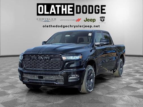 Diamond Black Crystal Pearlcoat 2026 RAM 1500 Big Horn/Lone Star