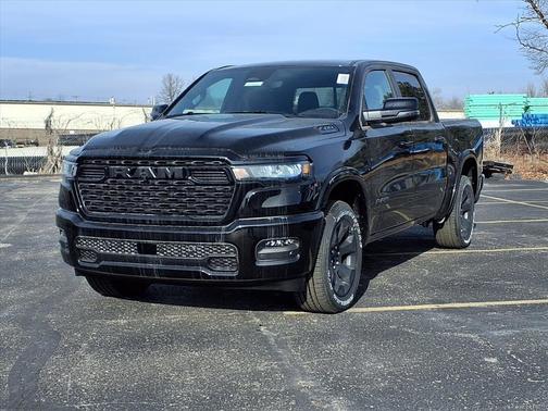 Diamond Black Crystal Pearlcoat 2026 RAM 1500 Big Horn/Lone Star