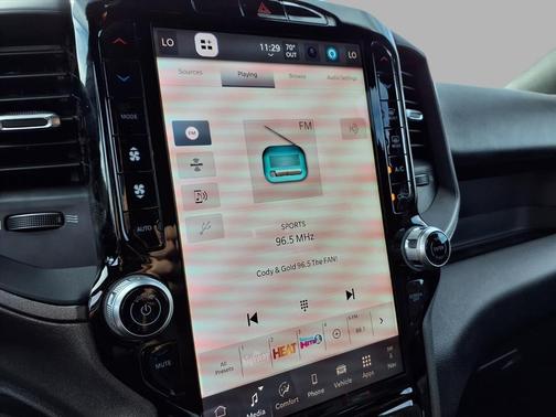 2026 RAM 2500 Tradesman Crew Cab 4x4 6'4' Box