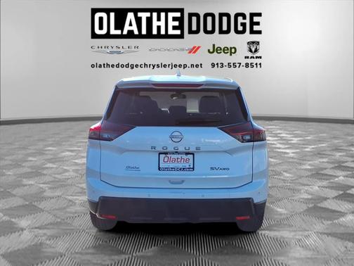 2024 Nissan Rogue SV