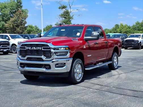 2025 RAM 2500 Big Horn Crew Cab 4x4 6'4' Box