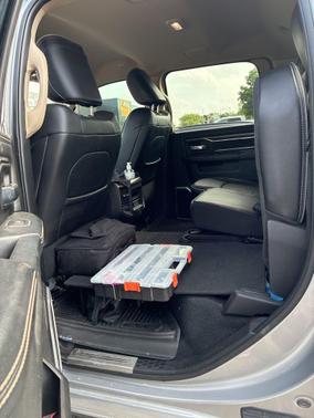 Billet Silver Metallic Clearcoat 2022 RAM 2500 Laramie Crew Cab 4x4 6'4' Box