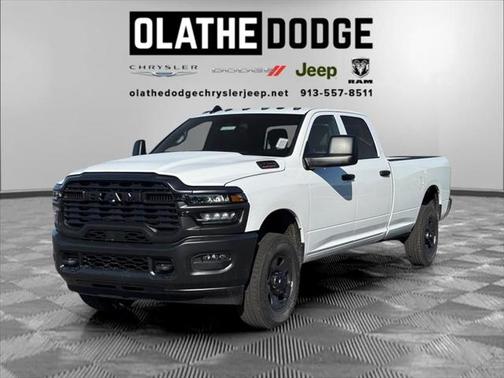2025 RAM 2500 Tradesman Crew Cab 4x4 8' Box