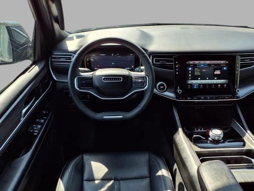 2023 Jeep Wagoneer L Series II 4x4