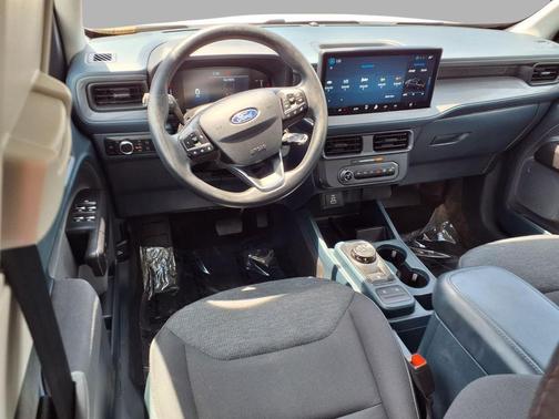 OXFORD WHITE 2025 Ford Maverick XL