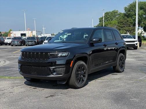 2025 Jeep Grand Cherokee Altitude
