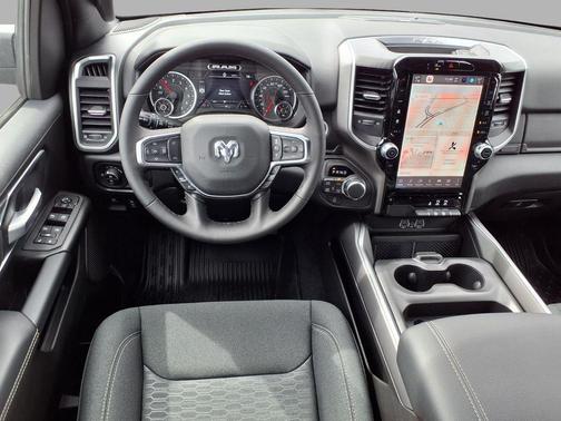 Granite Crystal Metallic Clearcoat 2026 RAM 1500 Big Horn/Lone Star