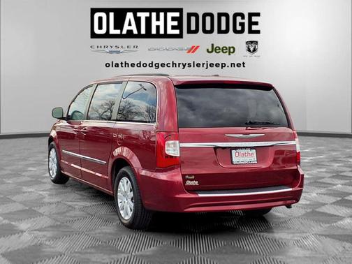 2014 Chrysler Town & Country Touring