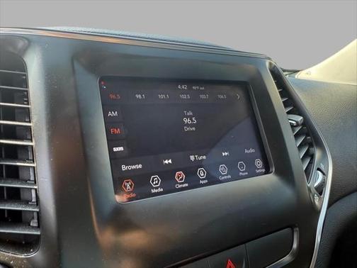 2020 Jeep Cherokee Altitude