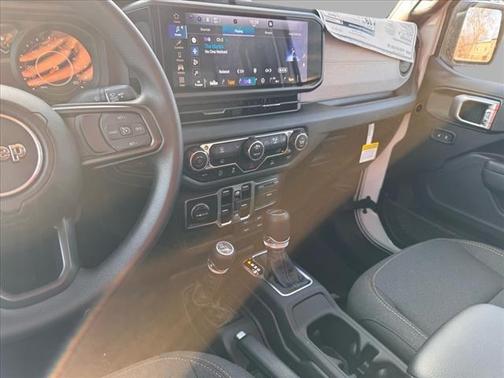 2025 Jeep Gladiator Nighthawk