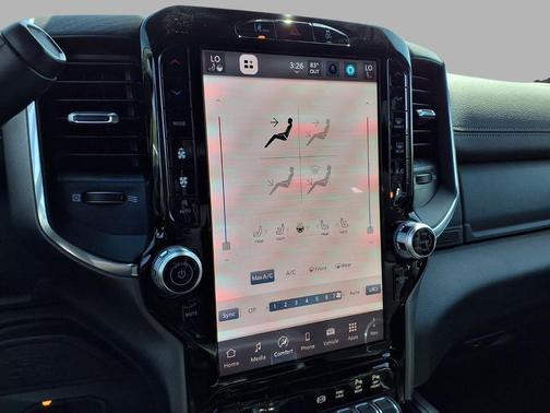 Diamond Black Crystal Pearlcoat 2026 RAM 2500 Laramie Crew Cab 4x4 6'4' Box