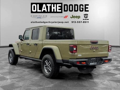 2025 Jeep Gladiator Mojave X