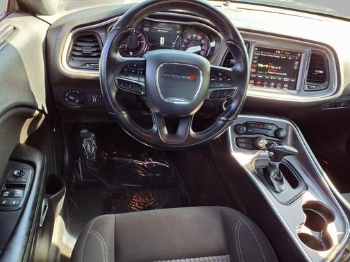 Octane Red Pearlcoat 2021 Dodge Challenger SXT