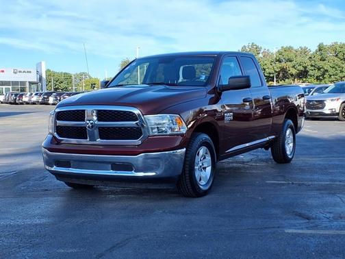 2024 RAM 1500 Classic SLT