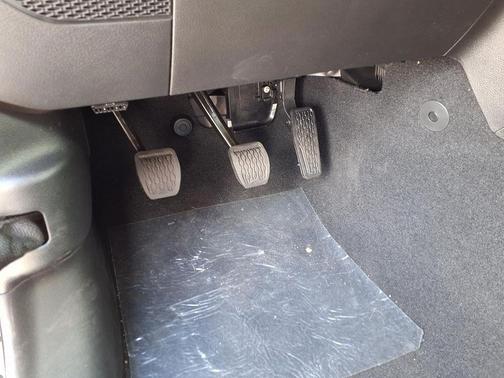 Bright White Clearcoat 2026 Jeep Wrangler Sport S