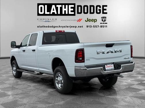2025 RAM 2500 Tradesman Crew Cab 4x4 8' Box