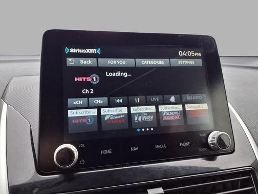 Labrador Black Pearl 2025 Mitsubishi Eclipse Cross SE