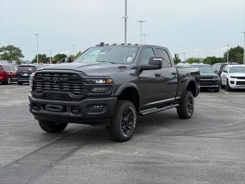 2025 RAM 2500 Tradesman Crew Cab 4x4 6'4' Box