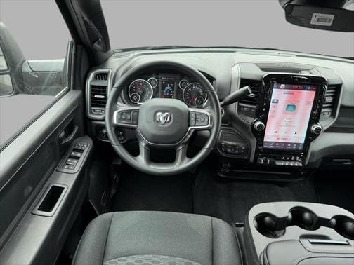 2025 RAM 2500 Tradesman Crew Cab 4x4 6'4' Box