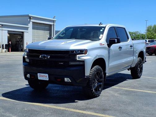 Silver Ice Metallic 2021 Chevrolet Silverado 1500 LT Trail Boss