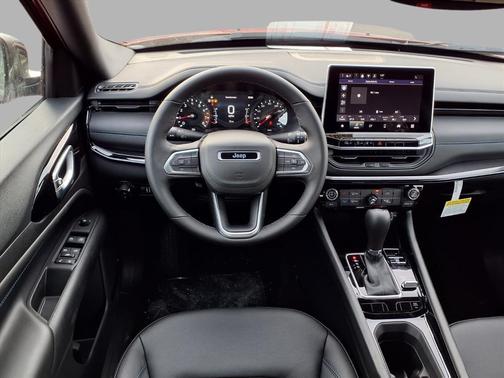 Red Hot Pearlcoat 2026 Jeep Compass Latitude