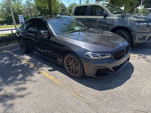 Dark Graphite Metallic 2021 BMW M550 i Xdrive