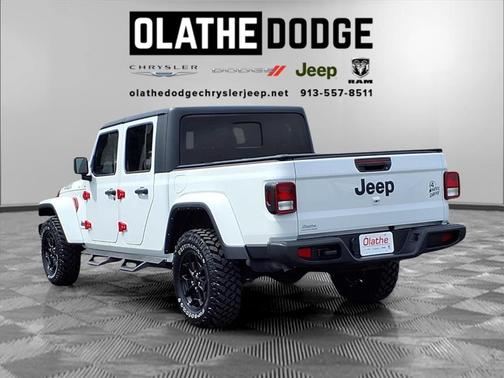 2021 Jeep Gladiator Willys 4x4