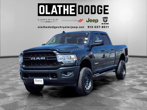 2019 RAM 2500 Tradesman Crew Cab 4x4 6'4' Box