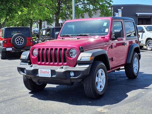 Limited Edition Tuscadero Pearlcoat 2022 Jeep Wrangler Sport S