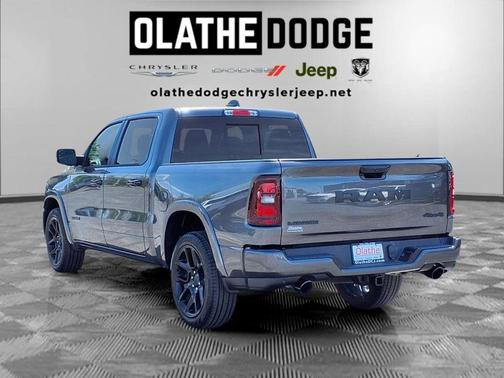 Granite Crystal Metallic Clearcoat 2025 RAM 1500 Laramie