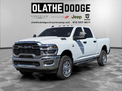 2025 RAM 2500 Tradesman Crew Cab 4x4 6'4' Box