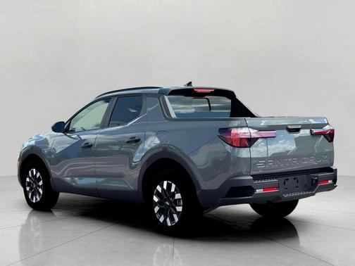 2025 Hyundai SANTA CRUZ SEL Activity