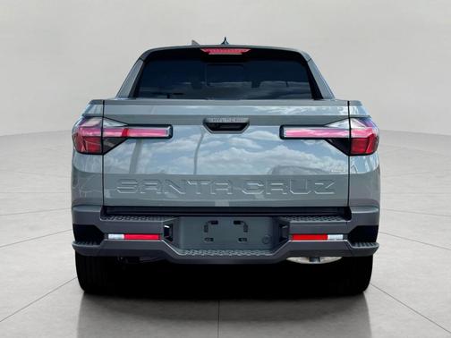 2025 Hyundai SANTA CRUZ SEL Activity