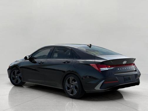 2026 Hyundai ELANTRA HEV SEL Sport
