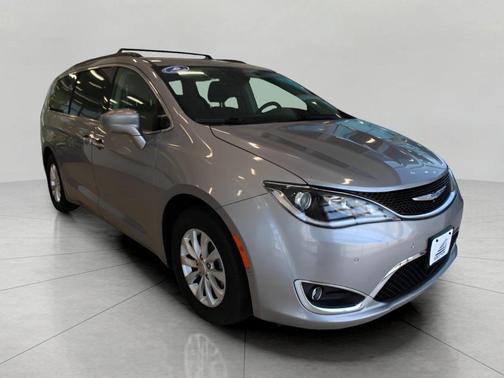 2019 Chrysler Pacifica Touring Plus