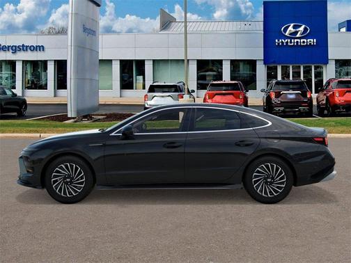2025 Hyundai SONATA Hybrid Limited