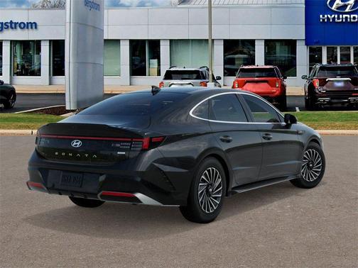 2025 Hyundai SONATA Hybrid Limited