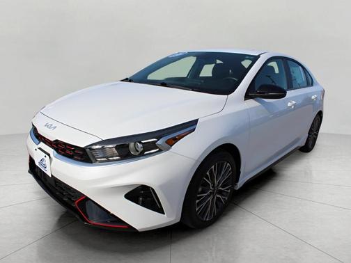Snow White Pearl 2024 Kia Forte GT-Line