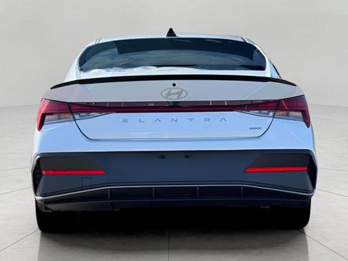 2025 Hyundai ELANTRA HEV SEL Sport