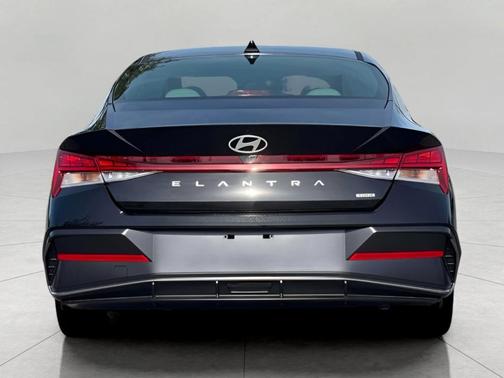 2026 Hyundai ELANTRA HEV Limited