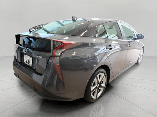 2017 Toyota Prius Four Touring