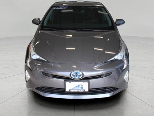 2017 Toyota Prius Four Touring