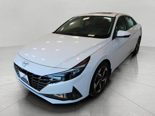2022 Hyundai ELANTRA Limited