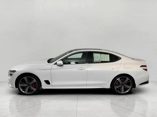 2024 Genesis G70 2.5T