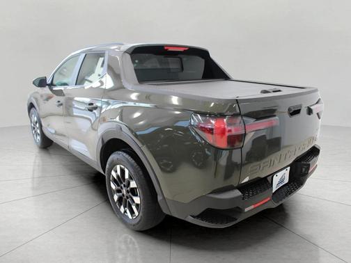 2025 Hyundai SANTA CRUZ SEL Activity