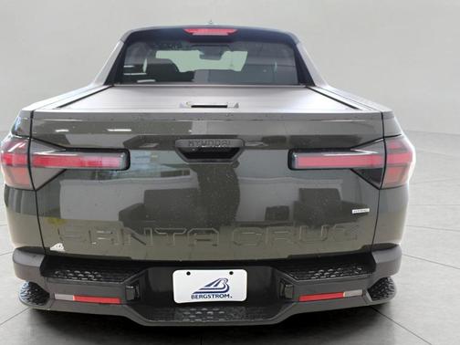 2025 Hyundai SANTA CRUZ SEL Activity