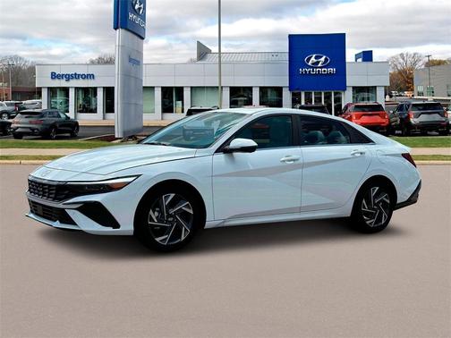 2025 Hyundai ELANTRA Limited